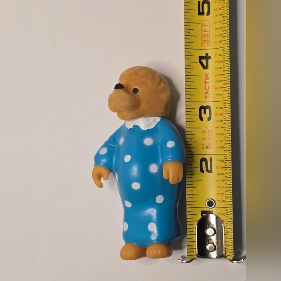 VINTAGE 1986 Berenstain Bears Mama Bear Plastic Figure Toy [ Read Details ] - Picture 9 of 13